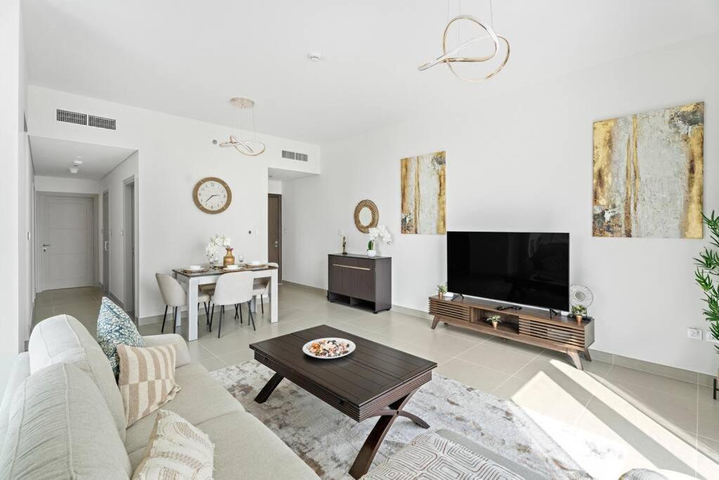 Stonetree - Luxurious 2 Bedroom - Prime Location Apartment